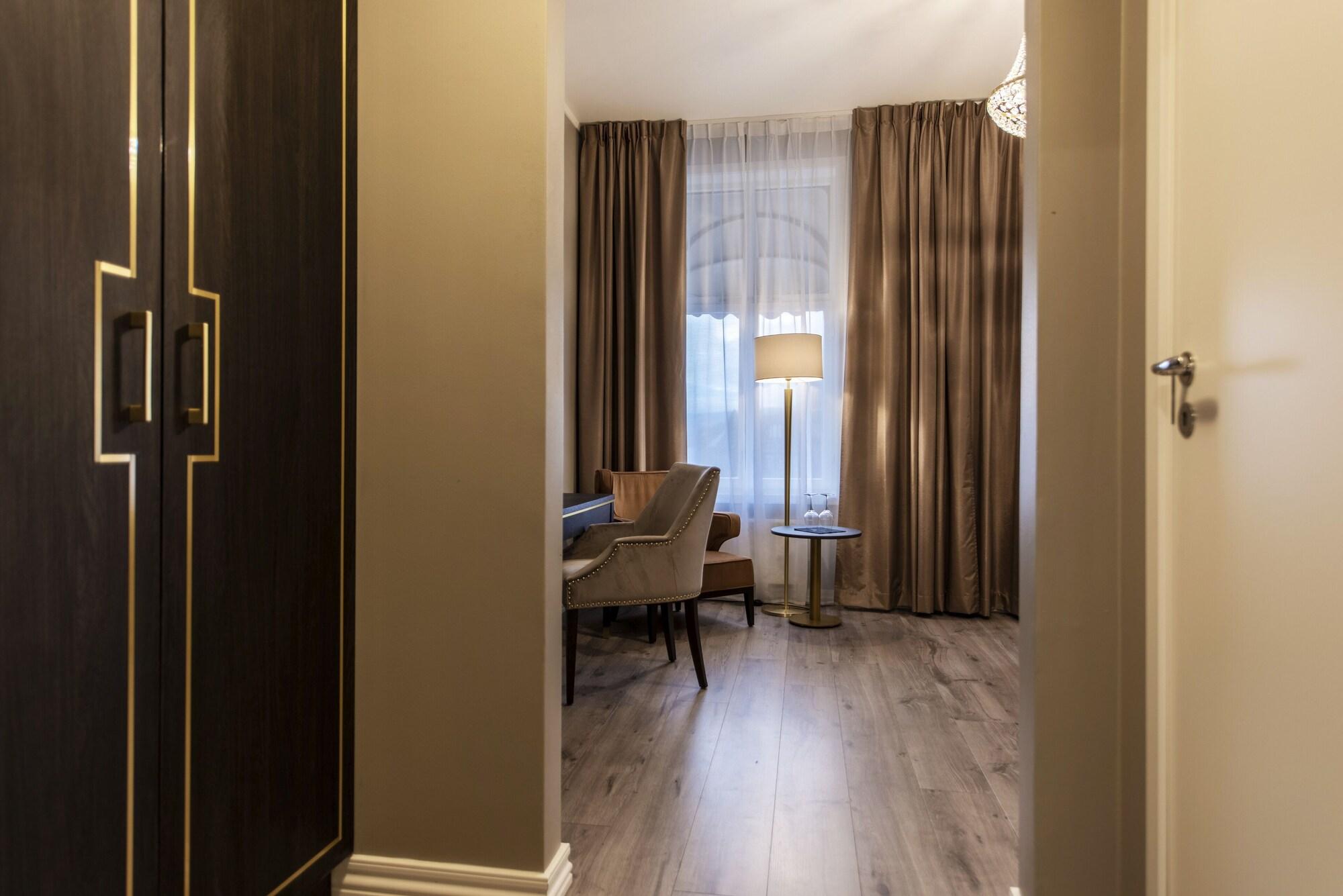 Home Hotel Grand Gjøvik מראה חיצוני תמונה